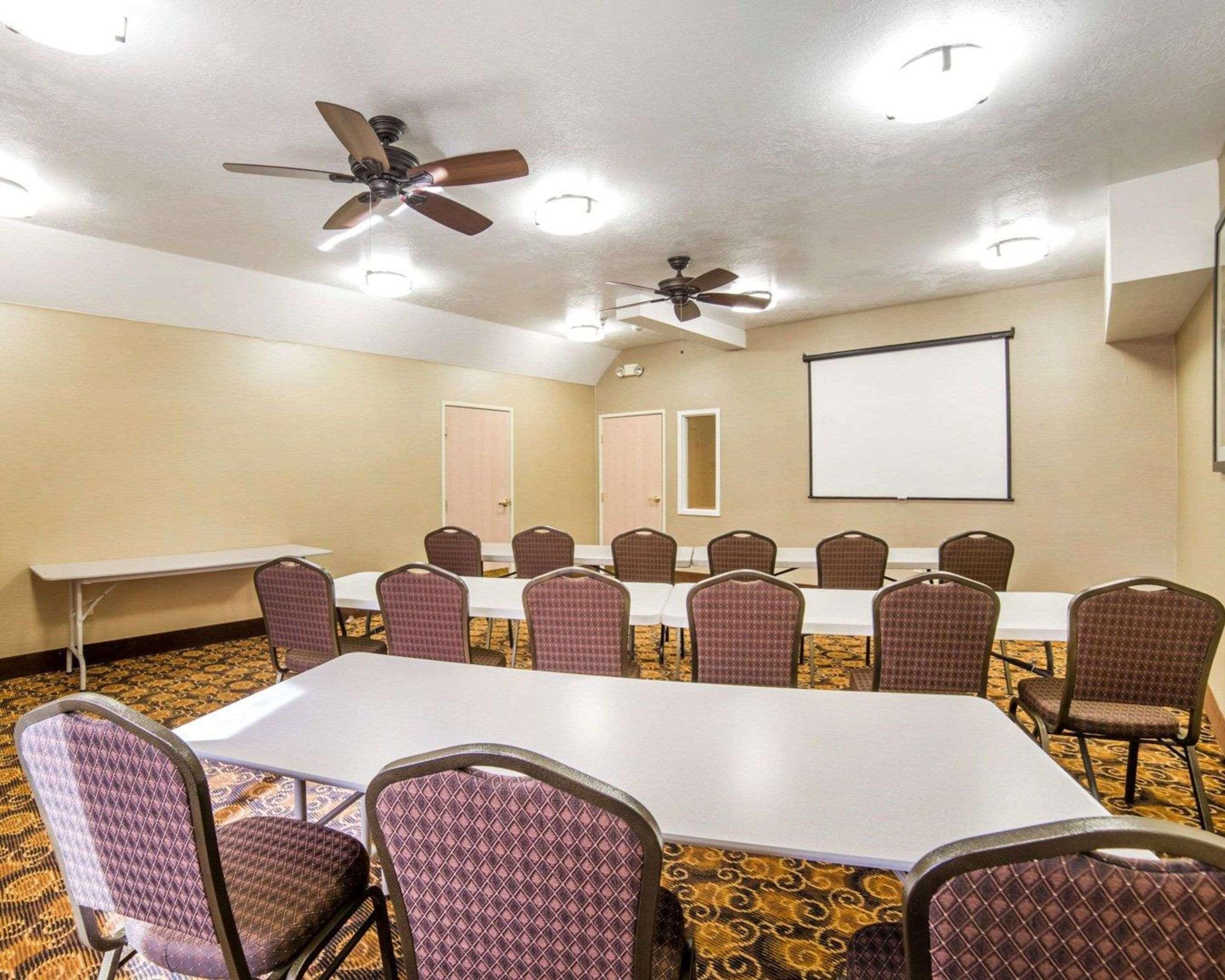Comfort Inn Елко Екстериор снимка