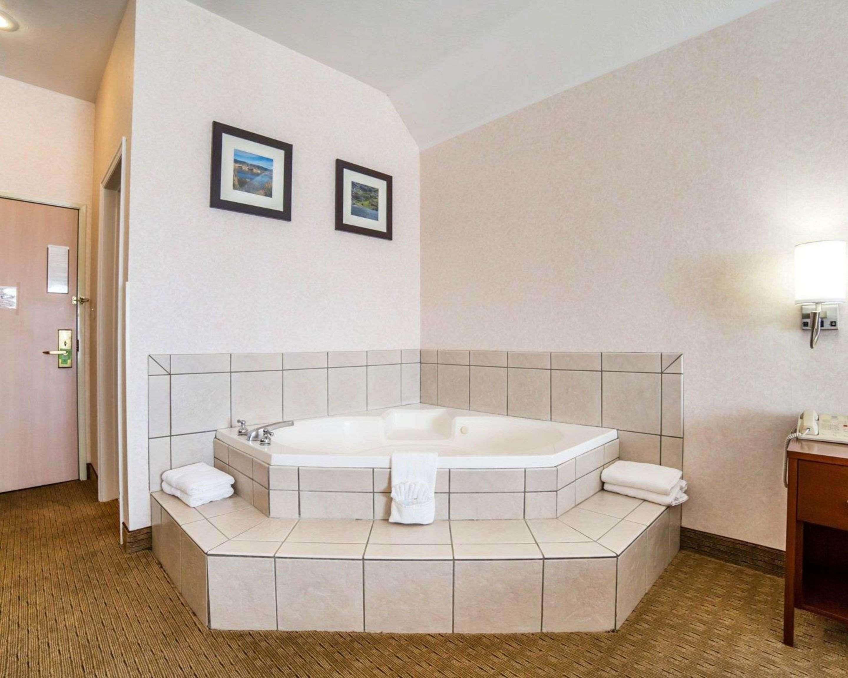 Comfort Inn Елко Екстериор снимка