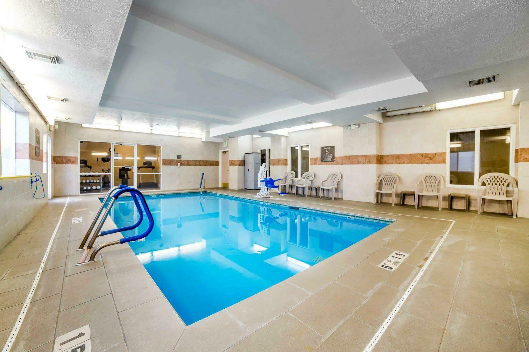Comfort Inn Елко Екстериор снимка